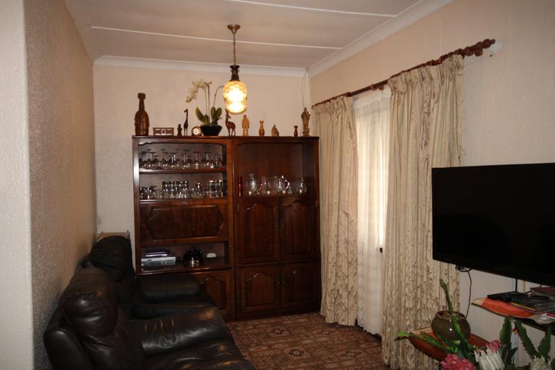 2 Bedroom Property for Sale in Kensington Western Cape